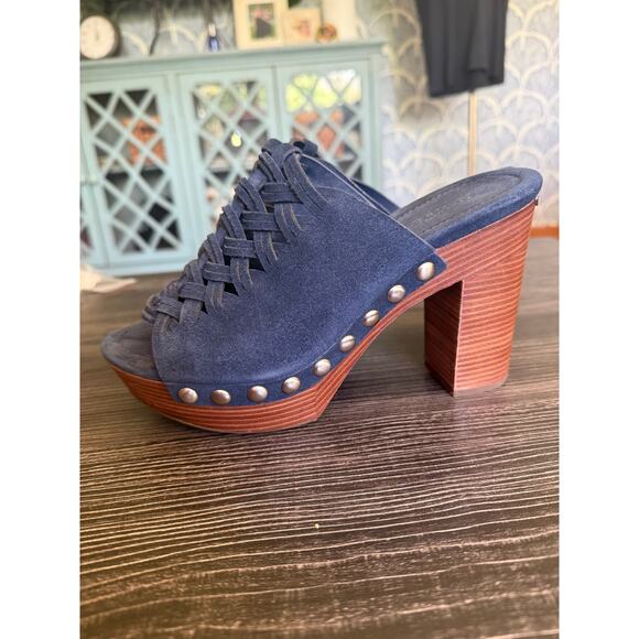 MICHAEL Michael Kors Clog Mule Sandal Sport Suede w/ Metal Studs Sz. 8 - Picture 6 of 10